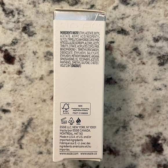 essie No Chips Ahead Top Coat - Picture 4 of 4